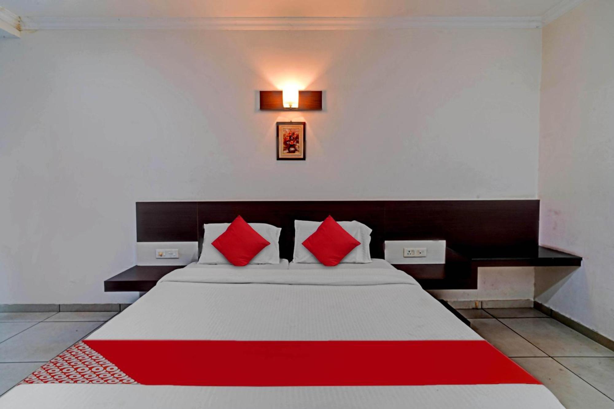 Hotel O Jk Inn Tiruppur Extérieur photo
