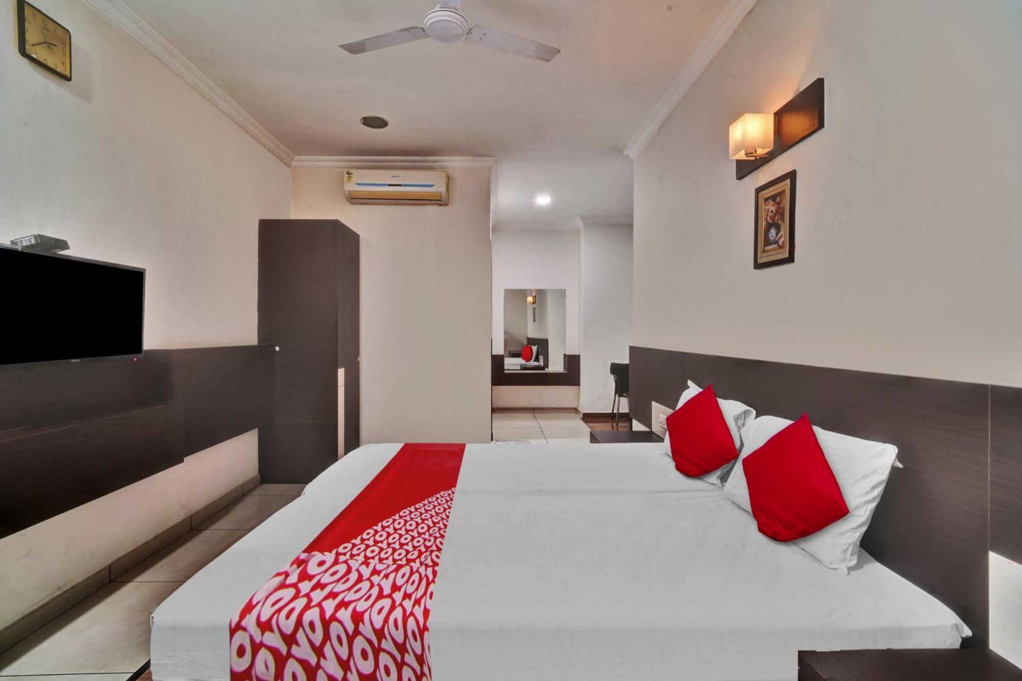 Hotel O Jk Inn Tiruppur Extérieur photo